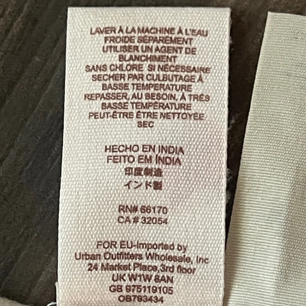 Unique🌵 Free People Adorn Me Embroidered Halter Top Medium Ivory/Brown/Peach - Picture 16 of 16